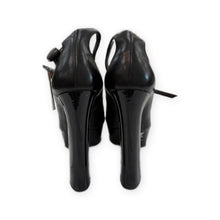 Load image into Gallery viewer, Tom Ford Pre-Owned Black Platform Peep-Toe Pumps Size 9.5 - view 3